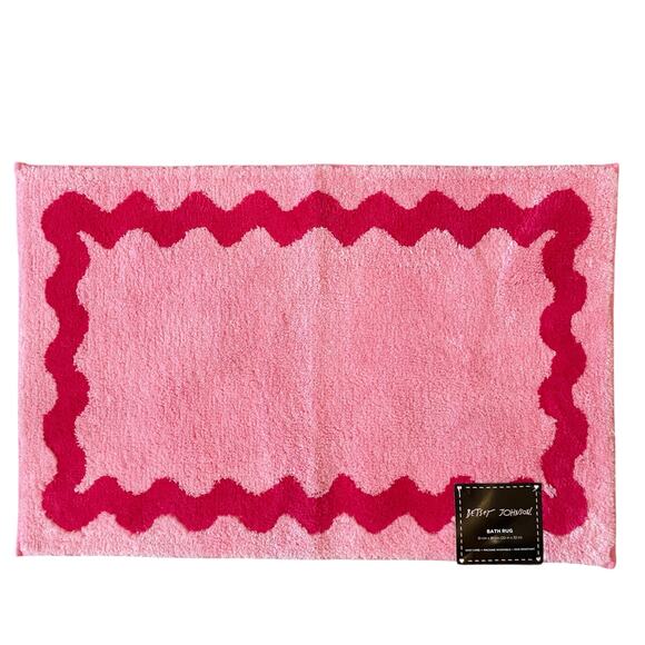 Betsey Johnson Pink Coquette Bath Mat 20x32 Plush Non-Slip Accent Rug NEW - Picture 1 of 7